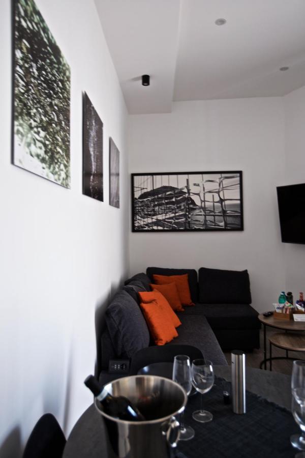 Scugnizzo Apartment Luxury Home Naples Extérieur photo